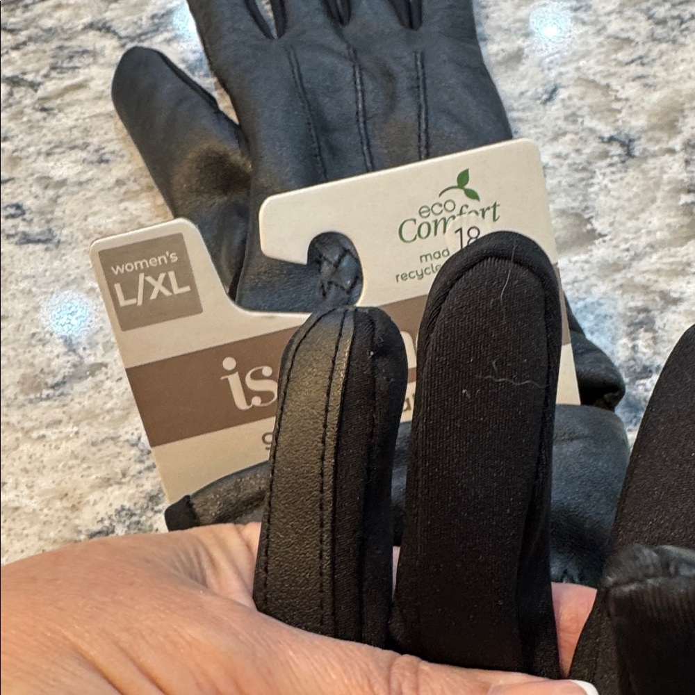 Isotoner Genuine Leather Touchscreen Gloves Black L/XL Warm Lined NWT - Picture 8 of 9